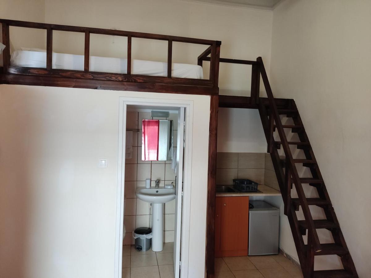 Nikolettas Studios Traditional House باراديسيون المظهر الخارجي الصورة